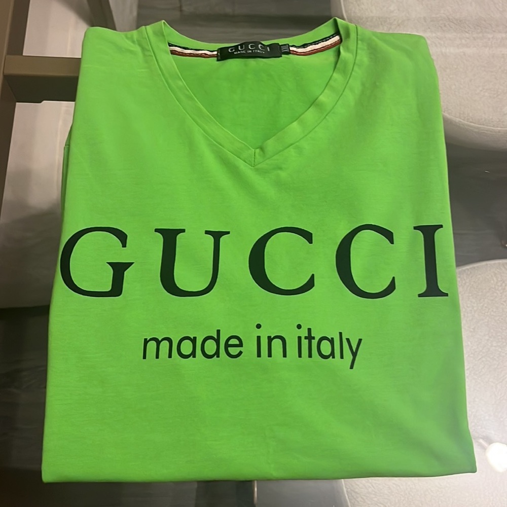 Gucci shirt unisex